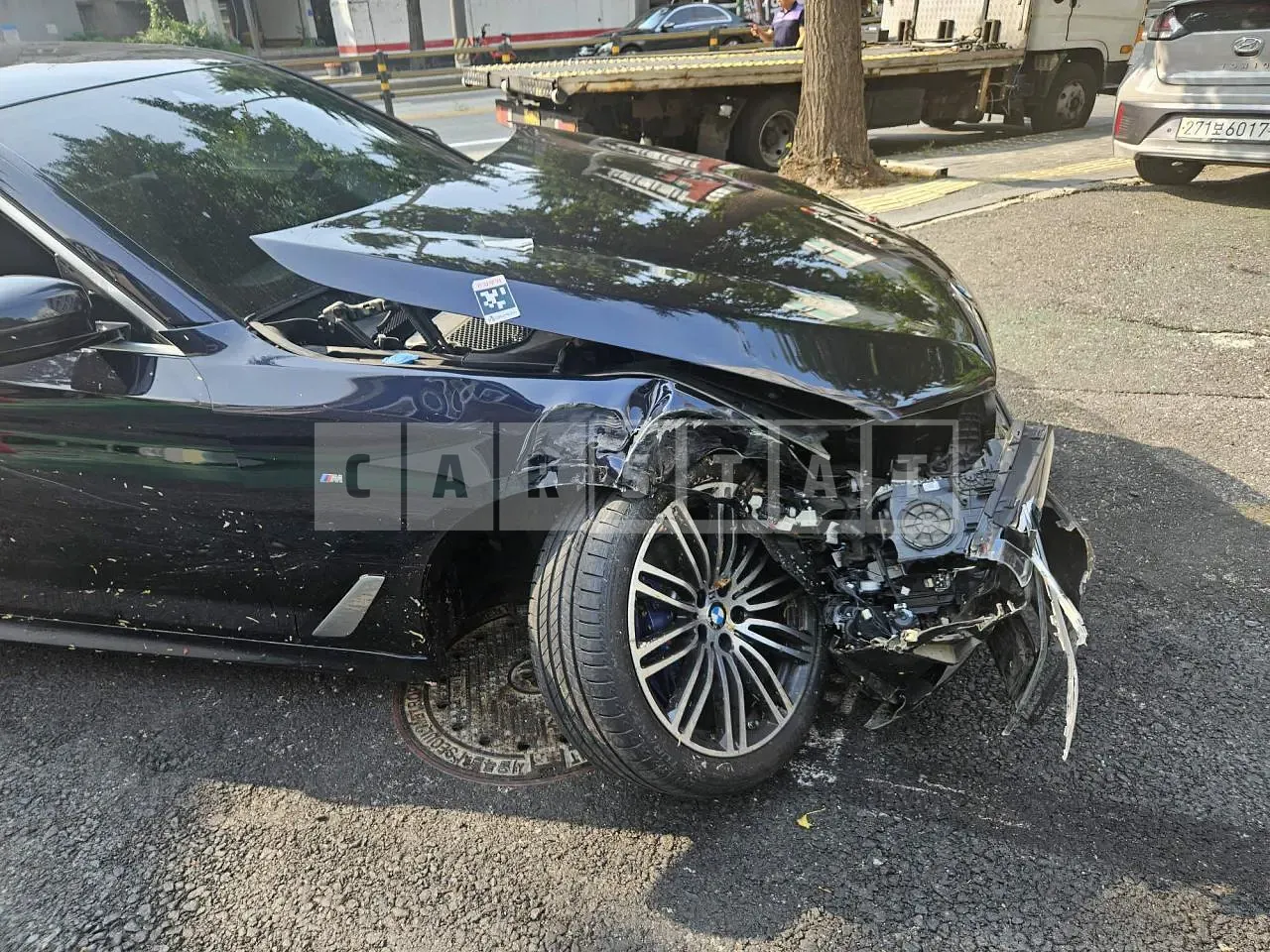Photo 2 of 40: 2020 BMW 530i M Sport Package, VIN WBAJR5103LCE68748 — Korean insurance auction