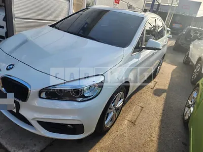 Photo 1 of 47: 2017 BMW Active Tourer, VIN WBA2C1108HV973062 — Korean insurance auction
