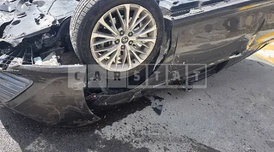 Photo 2 of 9: 2019 Toyota Camry Hybrid — Korean insurance auction