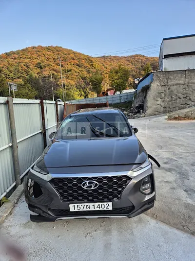 Photo 1 of 7: 2020 Hyundai Santa Fe — Korean insurance auction