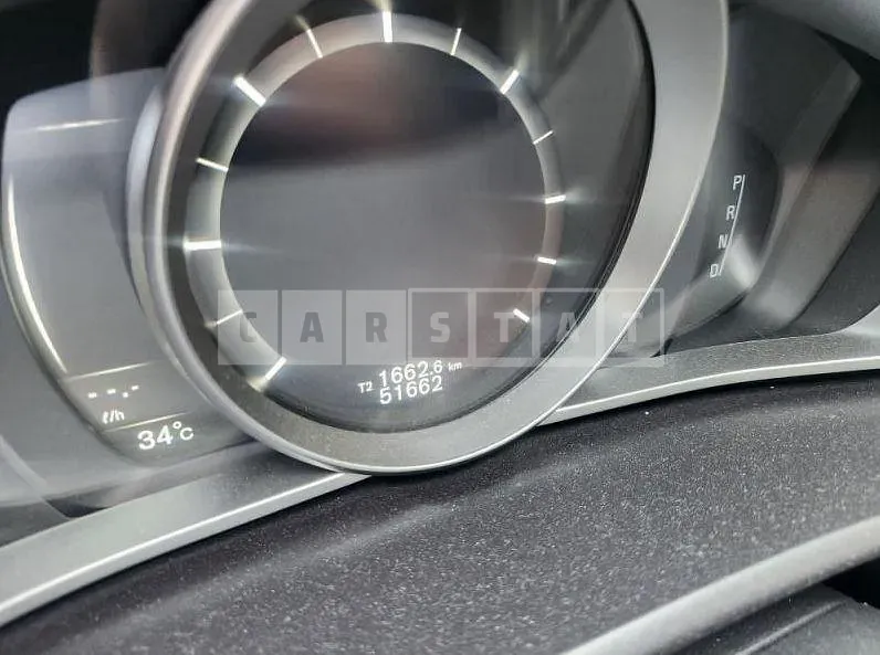 Photo 2 of 22: 2019 Volvo V40CCD3, VIN YV1MZ72K0K2184484 — Korean insurance auction
