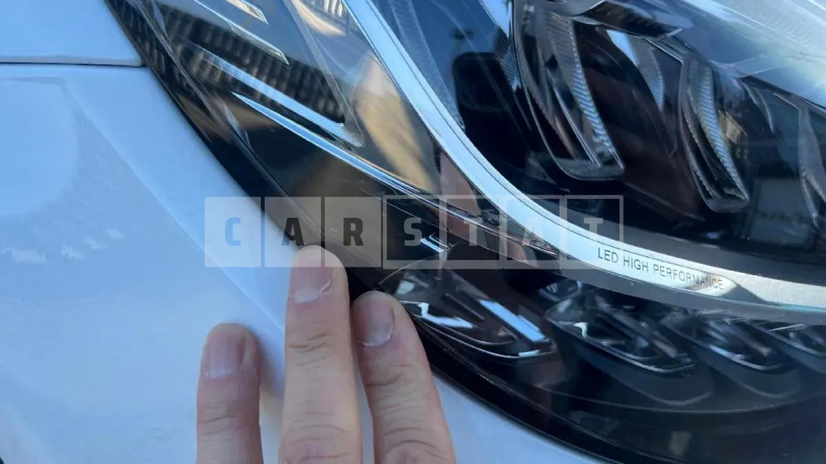 Photo 3 of 3: 2019 Mercedes-Benz (parts) C220 d Headlamp, VIN WDDWF1EB2KR426270 — Korean insurance auction
