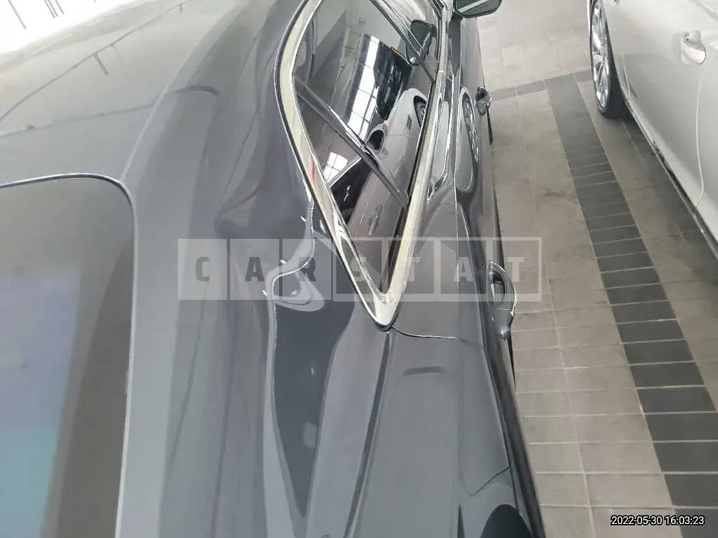 Photo 2 of 38: 2017 Bentley Flyingspur V8, VIN SCBET53W9HC066165 — Korean insurance auction