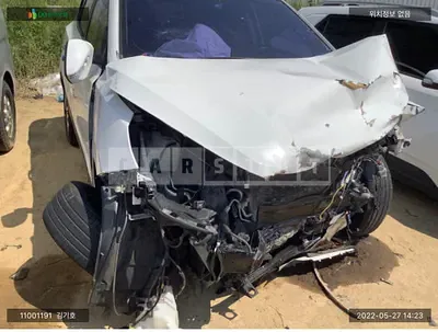 Photo 1 of 6: 2015 Hyundai Tucson, VIN KMHJU81VBFU083123 — Korean insurance auction