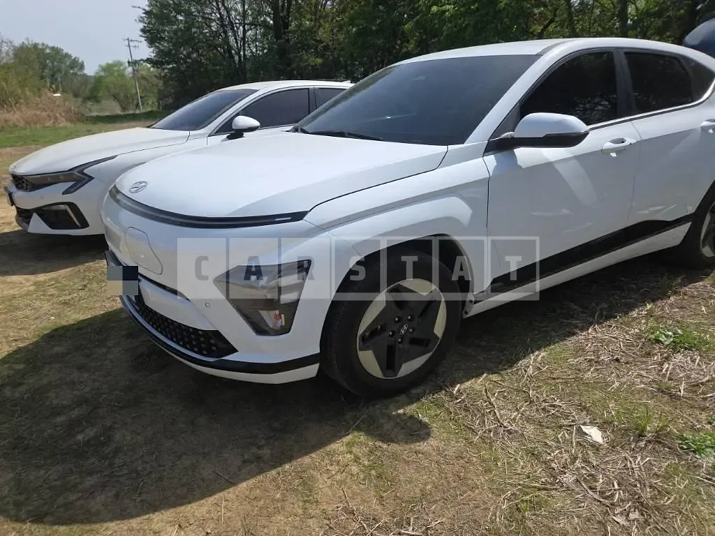 Photo 2 of 19: 2023 Hyundai Kona Electric Car — Korean insurance auction