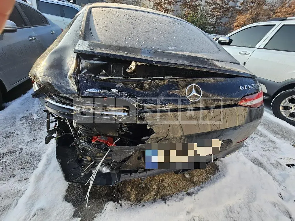 Photo 2 of 36: 2021 Mercedes-Benz GT63 S 4Matic, VIN W1K7X8KB1MA042786 — Korean insurance auction