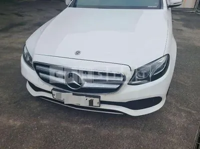 Photo 1 of 11: 2017 Mercedes-Benz E220 d — Korean insurance auction