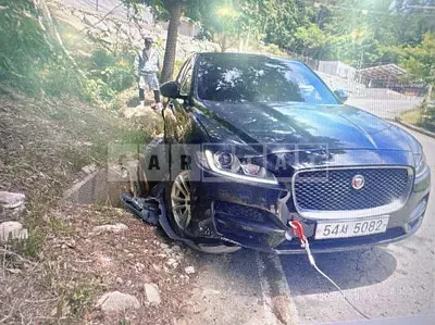Photo 1 of 15: 2018 Jaguar F-Pace 20d — Korean insurance auction