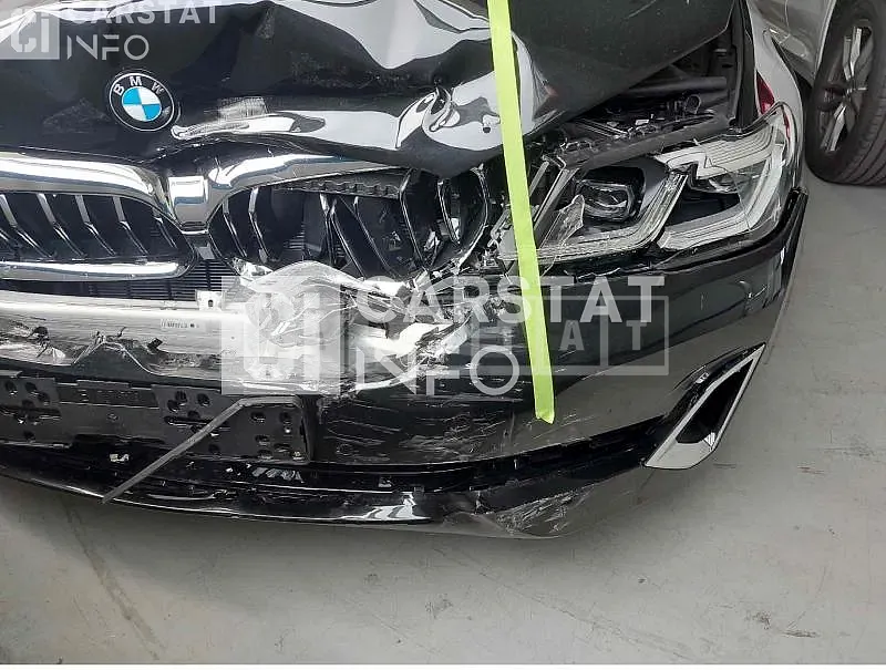 Photo 2 of 22: 2022 BMW 520i, VIN WBA11BH05NWX60556 — Korean insurance auction