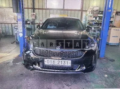 Photo 1 of 15: 2018 Kia Stinger, VIN KNAE351BDJS014056 — Korean insurance auction