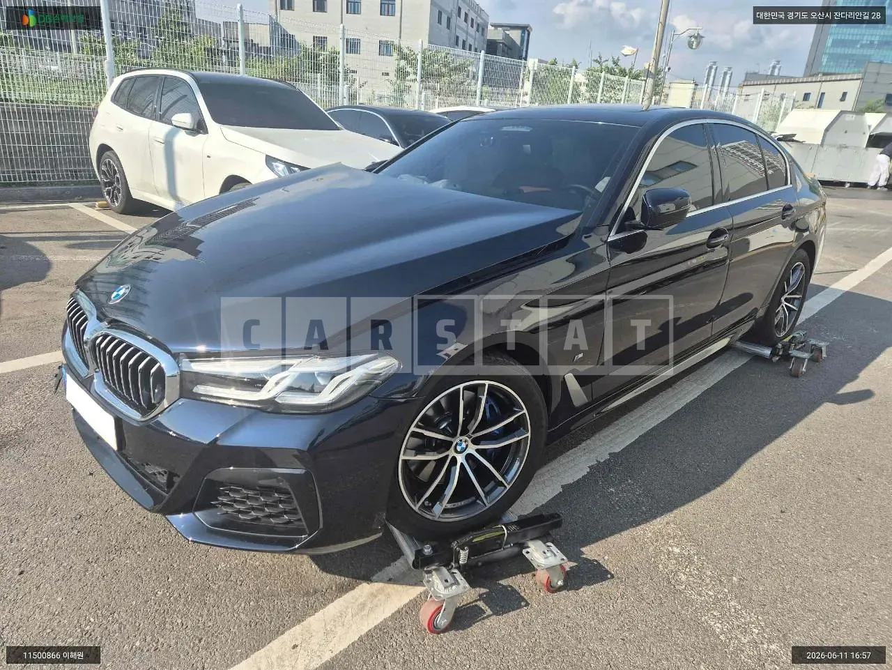 Photo 2 of 30: 2021 BMW 520i, VIN WBA11BH02NWX38109 — Korean insurance auction
