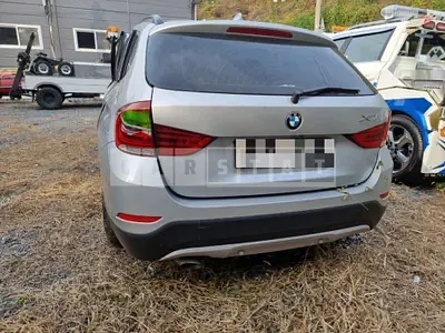 Photo 1 of 14: 2015 BMW X1 xDrive20d, VIN WBAVP9103FVV49317 — Korean insurance auction