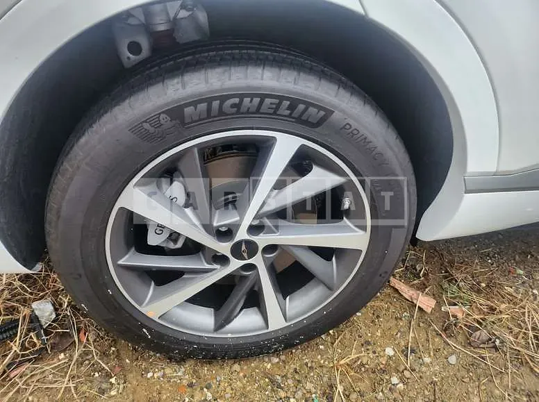 Photo 2 of 29: 2025 Genesis GV80 — Korean insurance auction