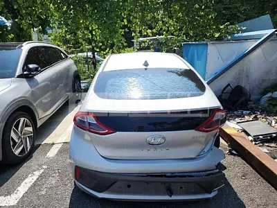 Photo 1 of 12: 2016 Hyundai IONIQ Electric — Korean insurance auction