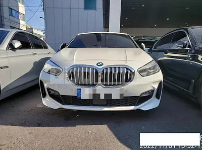Photo 1 of 23: 2021 BMW Calm 120i — Korean insurance auction