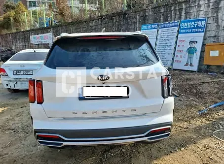 Photo 2 of 18: 2021 Kia Sorento, VIN KNARL81BGMA056006 — Korean insurance auction