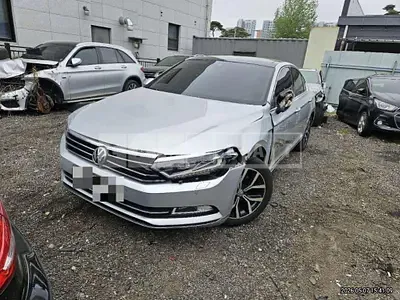 Photo 1 of 7: 2018 Volkswagen Passat GT 2.0 TDI — Korean insurance auction