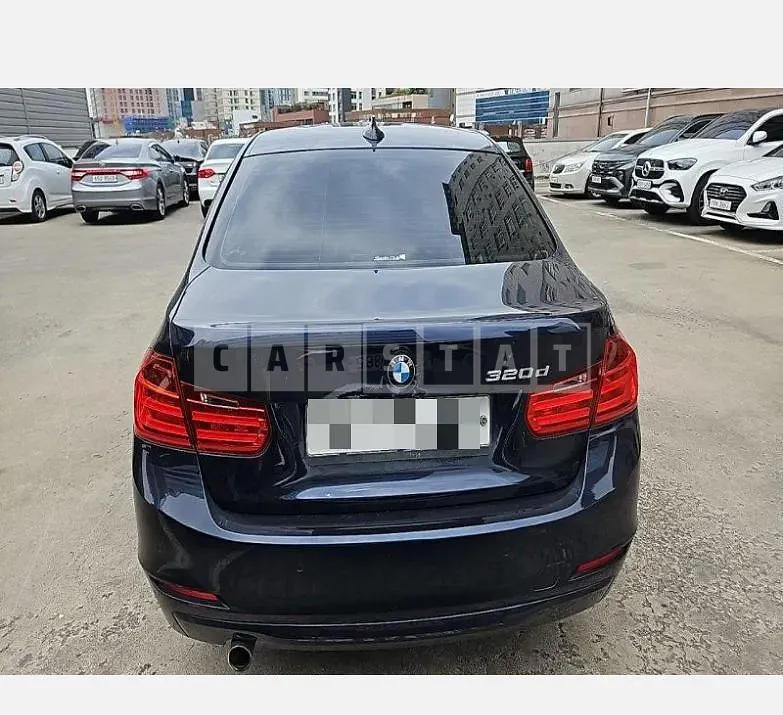Photo 2 of 12: 2015 BMW 320d — Korean insurance auction