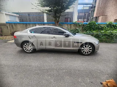 Photo 1 of 7: 2018 Jaguar XE 2.0 — Korean insurance auction