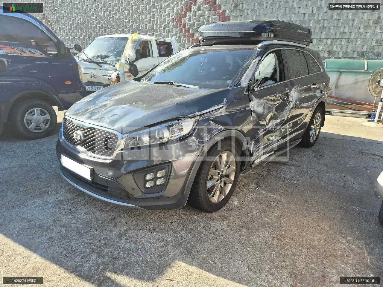 Photo 2 of 20: 2016 Kia Sorento, VIN KNAPH81ABGA217694 — Korean insurance auction