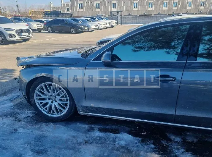 Photo 2 of 37: 2015 Audi A8L 60 TFSI quattro, VIN WAUZZZ4H9FN009984 — Korean insurance auction