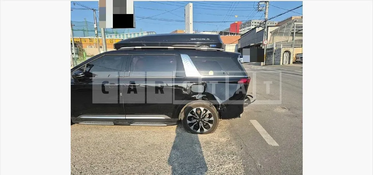 Photo 2 of 11: 2020 Kia Carnivals — Korean insurance auction