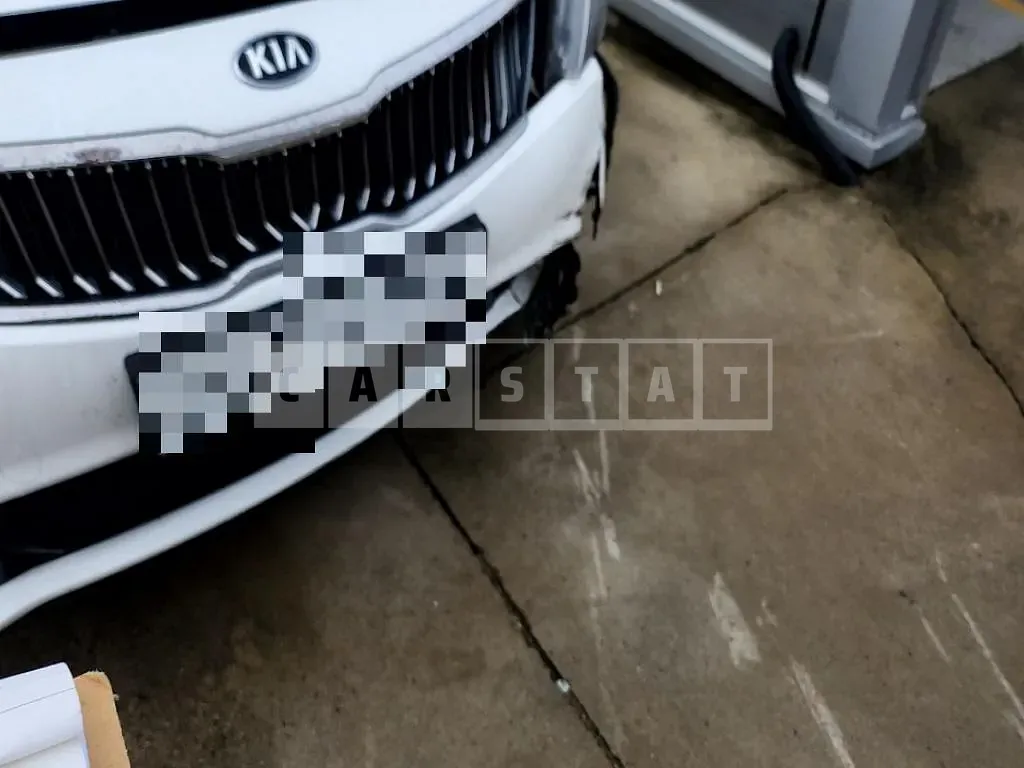 Photo 2 of 22: 2019 Kia K5 2.0 — Korean insurance auction