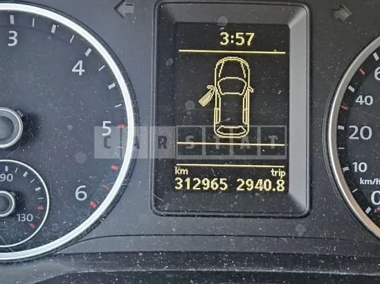 Photo 2 of 11: 2015 Volkswagen Tiguan 2.0 TDI Blue Motion, VIN WVGZZZ5NZFW549584 — Korean insurance auction