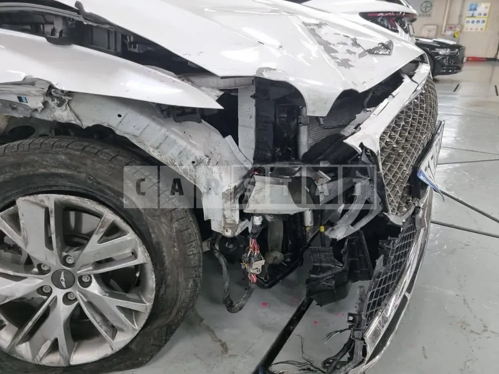 Photo 2 of 16: 2022 Genesis GV70, VIN KMTMA81BDNU073979 — Korean insurance auction