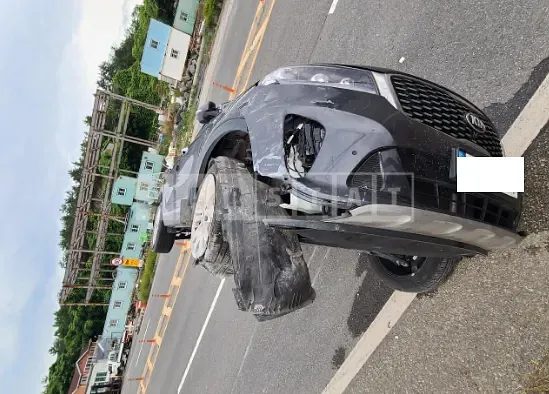 Photo 2 of 10: 2018 Kia Sorento, VIN KNAPH81BDJA402438 — Korean insurance auction
