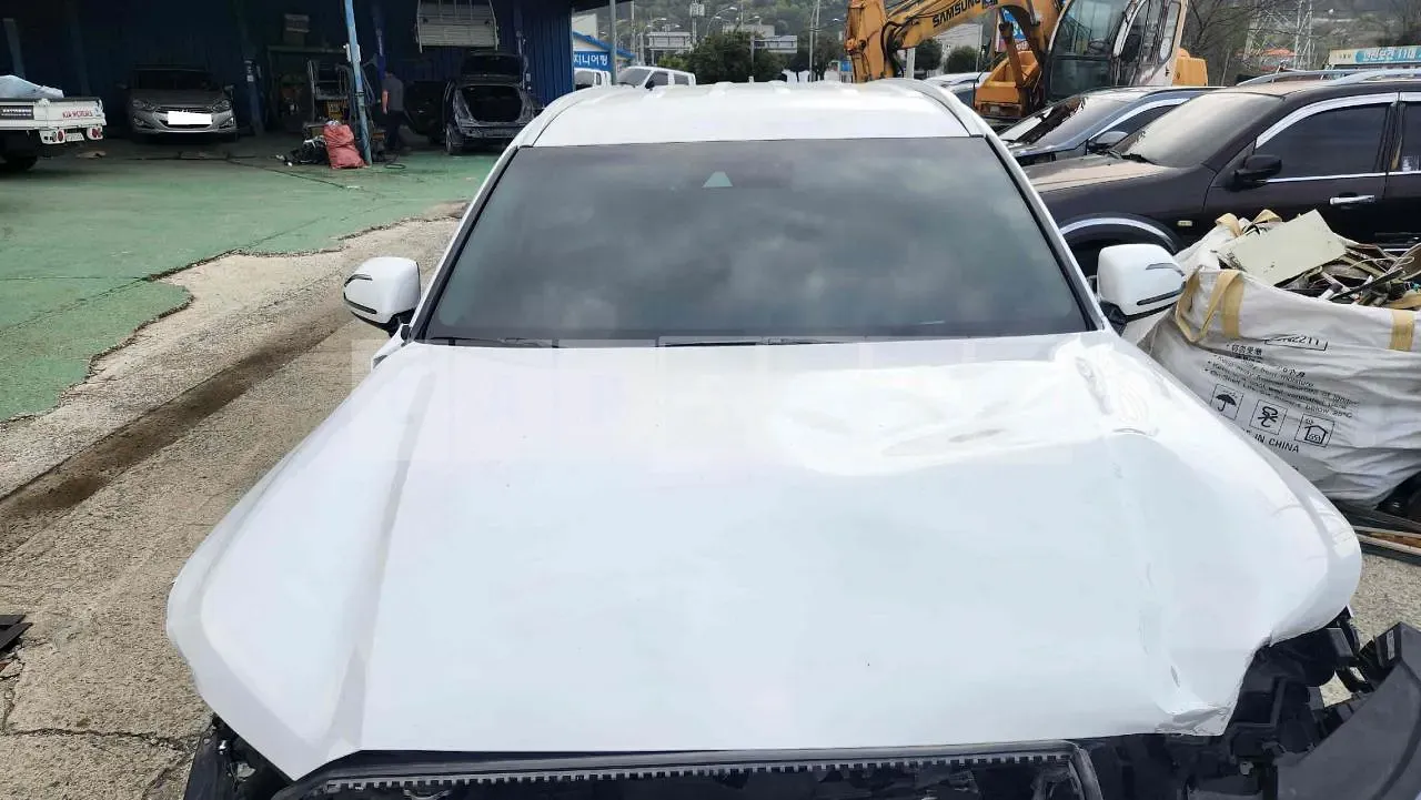 Photo 2 of 13: 2020 Hyundai Palisade, VIN KMHR581EDMU251442 — Korean insurance auction