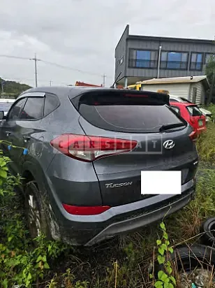 Photo 2 of 14: 2016 Hyundai Tucson — Korean insurance auction