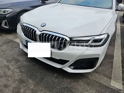 Photo 1 of 50: 2022 BMW 530i xDrive, VIN WBA31BJ02NWX81996 — Korean insurance auction