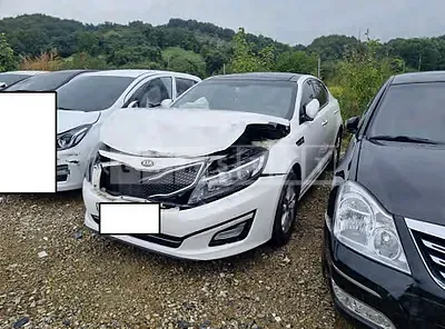 Photo 1 of 12: 2015 Kia K5, VIN KNAGN418BFA539330 — Korean insurance auction