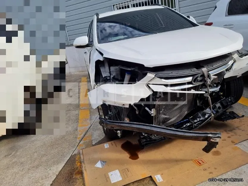 Photo 2 of 21: 2014 Hyundai Santa Fe DM 2.0 — Korean insurance auction