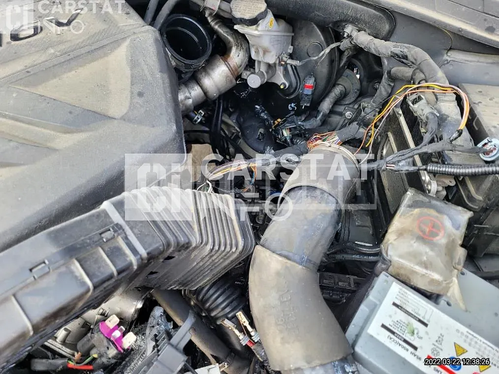 Photo 2 of 15: 2018 Hyundai Santa Fe 2.0, VIN KMHS281BBKU028913 — Korean insurance auction
