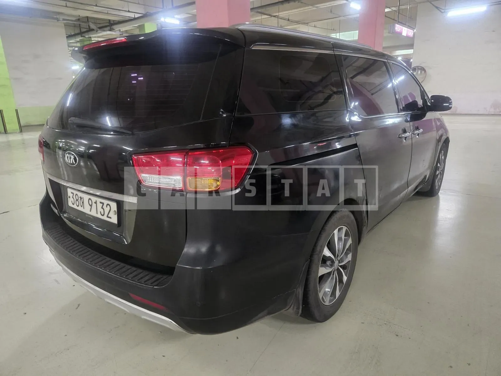 Photo 2 of 5: 2016 Kia Carnival 2.2, VIN KNAMB81ABGS222716 — Korean insurance auction