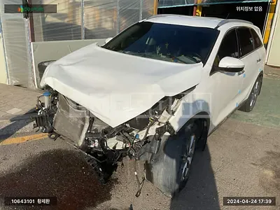Photo 1 of 18: 2016 Kia Sorento /Sorrento, VIN KNAPS81ABHA294748 — Korean insurance auction
