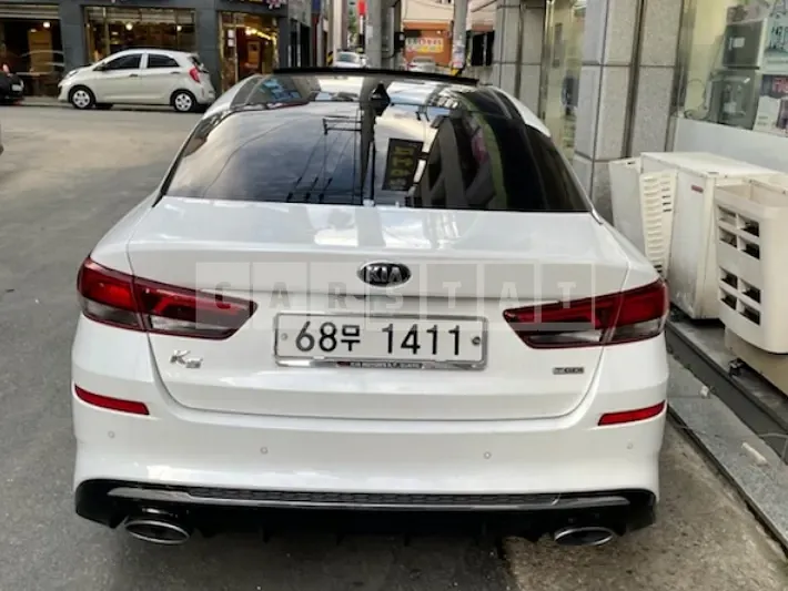 Photo 2 of 7: 2019 Kia K5, VIN KNAGX417GKA329133 — Korean insurance auction