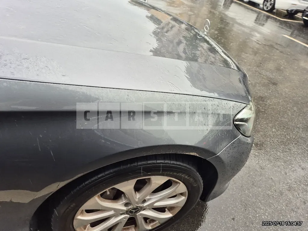Photo 2 of 23: 2020 Mercedes-Benz E300 4Matic — Korean insurance auction