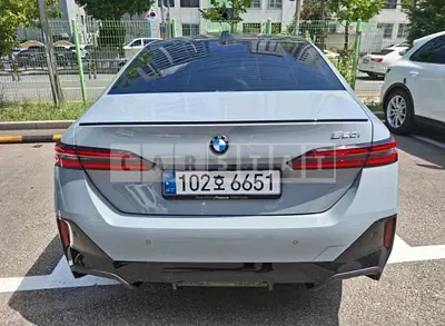 2025 BMW 520i
