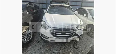 Photo 1 of 18: 2015 Hyundai Tucson ix — Korean insurance auction