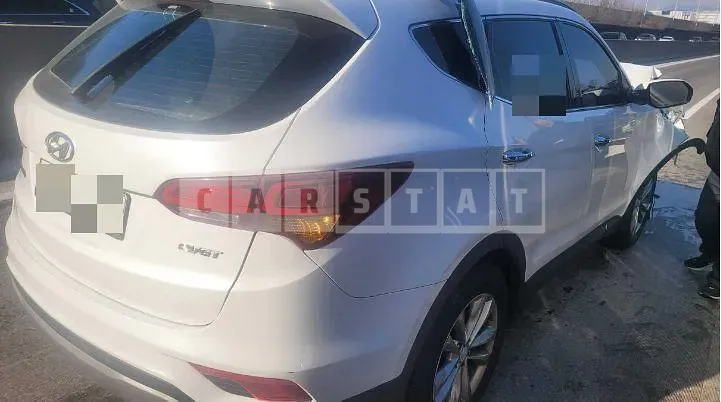 Photo 2 of 10: 2015 Hyundai Santa Fe DM Diesel — Korean insurance auction