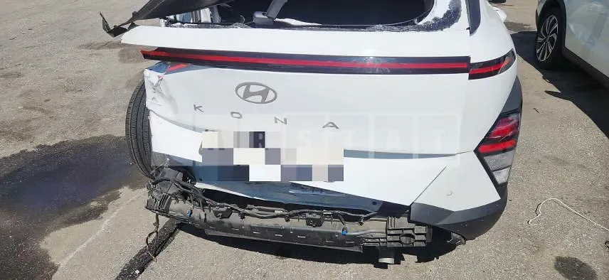 Photo 2 of 18: 2024 Hyundai Kona — Korean insurance auction