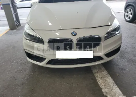 Photo 2 of 26: 2016 BMW Active Tourer, VIN WBA2C1100GV485190 — Korean insurance auction