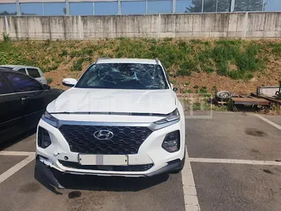 Photo 1 of 36: 2020 Hyundai Santa Fe 2.0 (4WD), VIN KMHS281BDLU297854 — Korean insurance auction