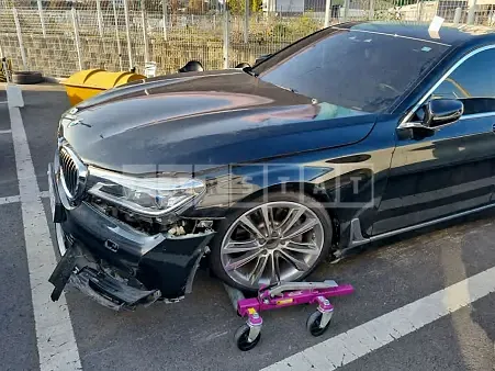 Photo 2 of 11: 2016 BMW 730Ld xDrive, VIN WBA7G610XGG679527 — Korean insurance auction
