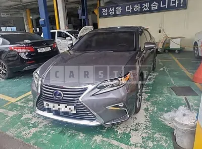 Photo 1 of 15: 2016 Lexus ES300h, VIN JTHBW1GG6G2121662 — Korean insurance auction