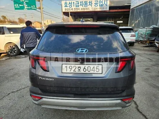 Photo 2 of 42: 2024 Hyundai Tucson — Korean insurance auction
