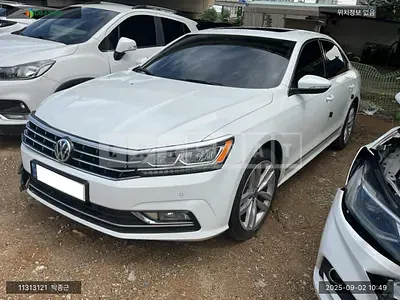Photo 1 of 9: 2018 Volkswagen Passat 2.0 TSI, VIN 1VWZZZA3ZJC039480 — Korean insurance auction